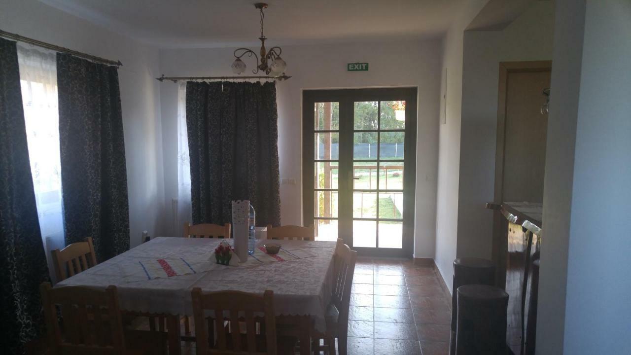 Pensiunea Casa Vanatorului Otel Oteleni Dış mekan fotoğraf