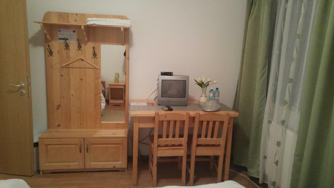 Pensiunea Casa Vanatorului Otel Oteleni Dış mekan fotoğraf